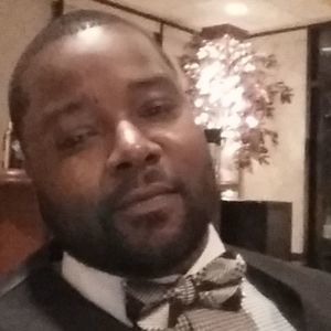 Meet your Posher, Johnathan